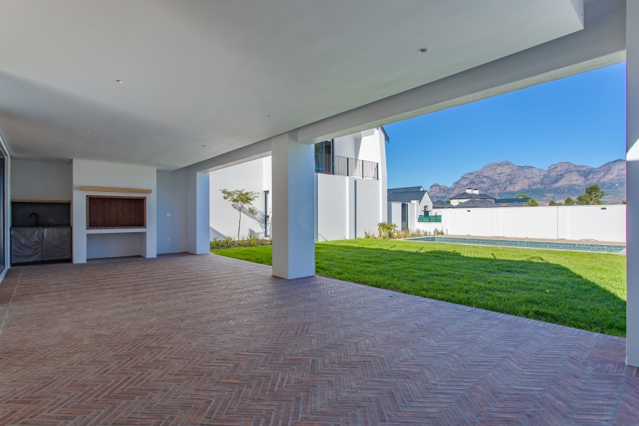 5 Bedroom Property for Sale in Pearl Valley at Val de Vie Western Cape